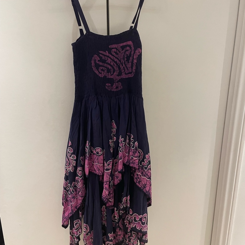 Chic Navy and Pink Midi Dress